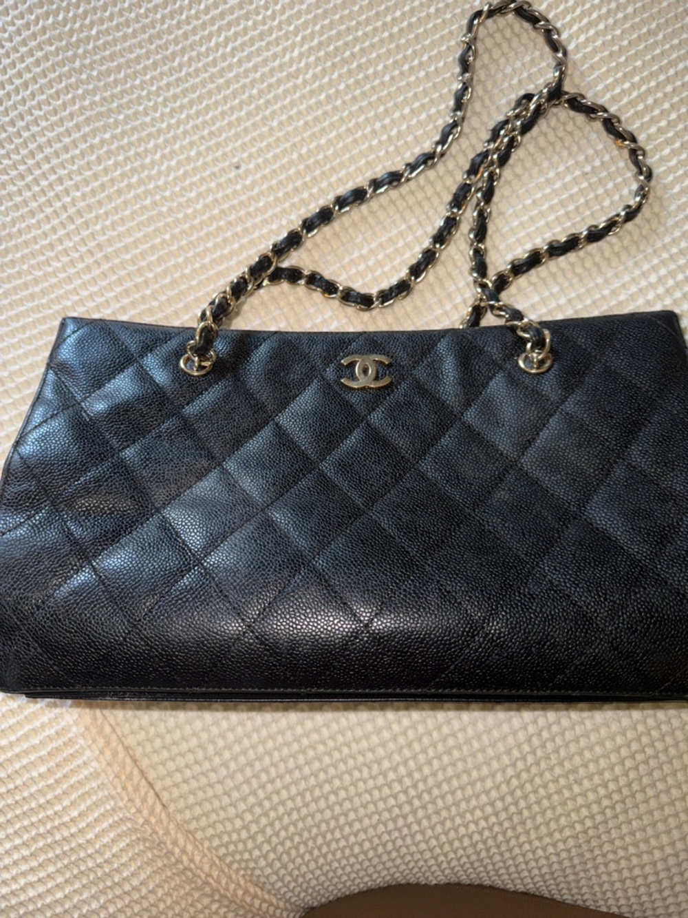 CHANEL Black Quilted Leather Shoulder Tote with Gold Chain - Picture 15 of 17